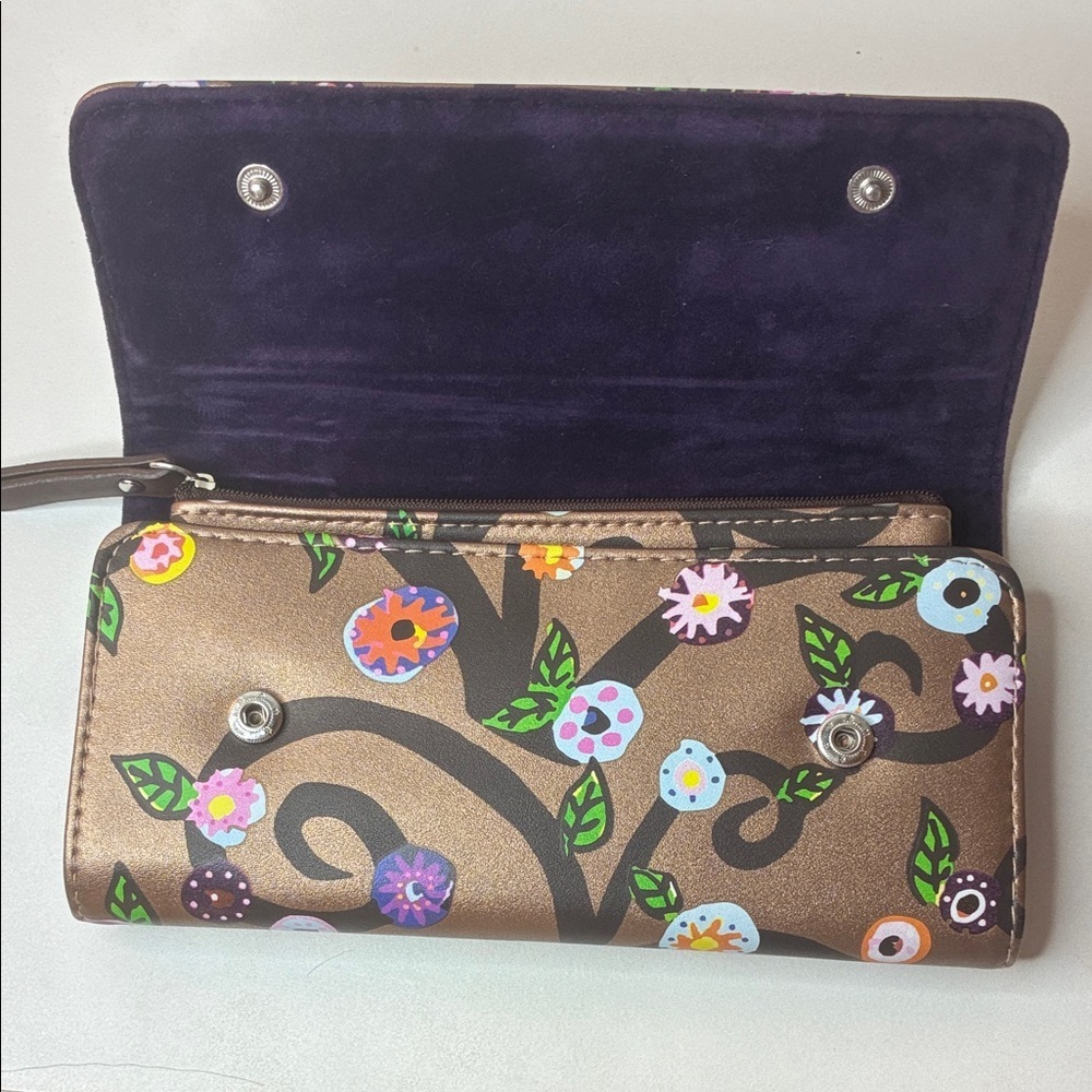 St Jude Rose Metallic Gold Trifold Travel Jewelry Pouch Flower Vine 4”x8” - Picture 4 of 8